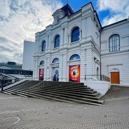 City Center Getaway 3 By Berti Stavanger Exterior photo